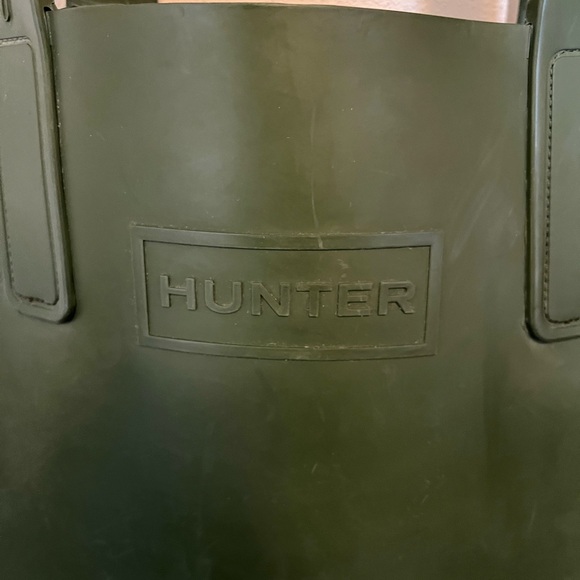 Hunter Green Rubber Tote Bag - Picture 4 of 7